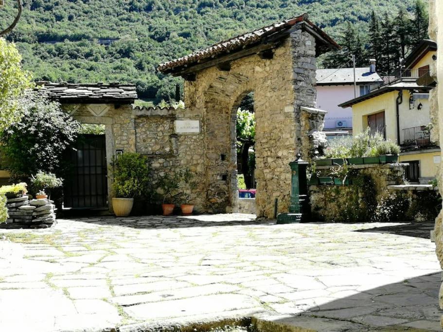Вілла L'Antico Borgo, Un Mix Di Storia E Romanticismo Льєрна Екстер'єр фото